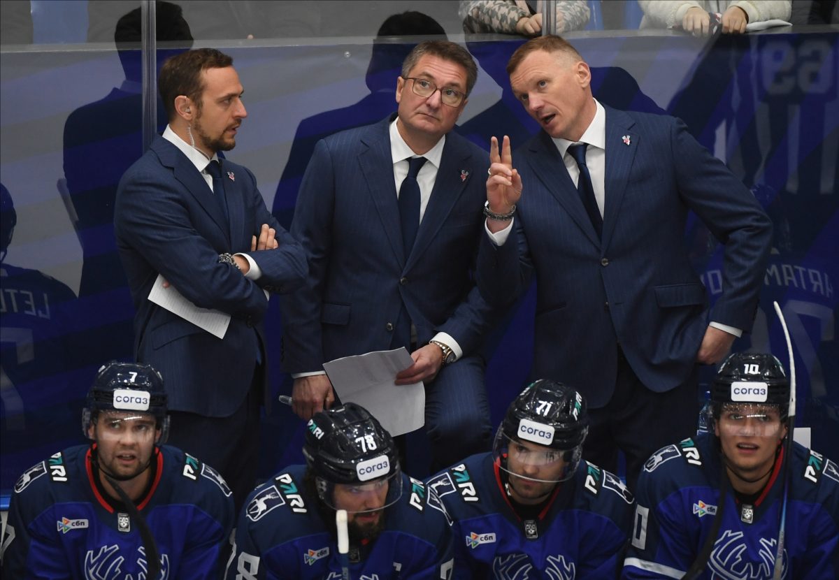 В КХЛ «Торпедо» уступило команде своего бывшего тренера